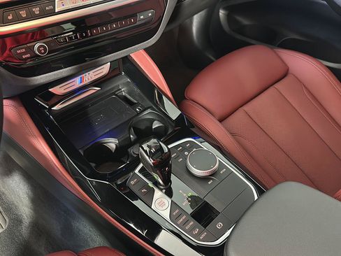 Used 2024 BMW X4 M40i w/ Premium Package AWD/4WD image 24