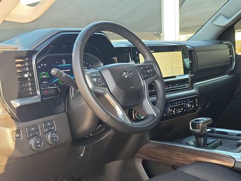 Used 2025 Chevrolet Silverado 1500 RST w/ Rally Edition AWD/4WD image 10
