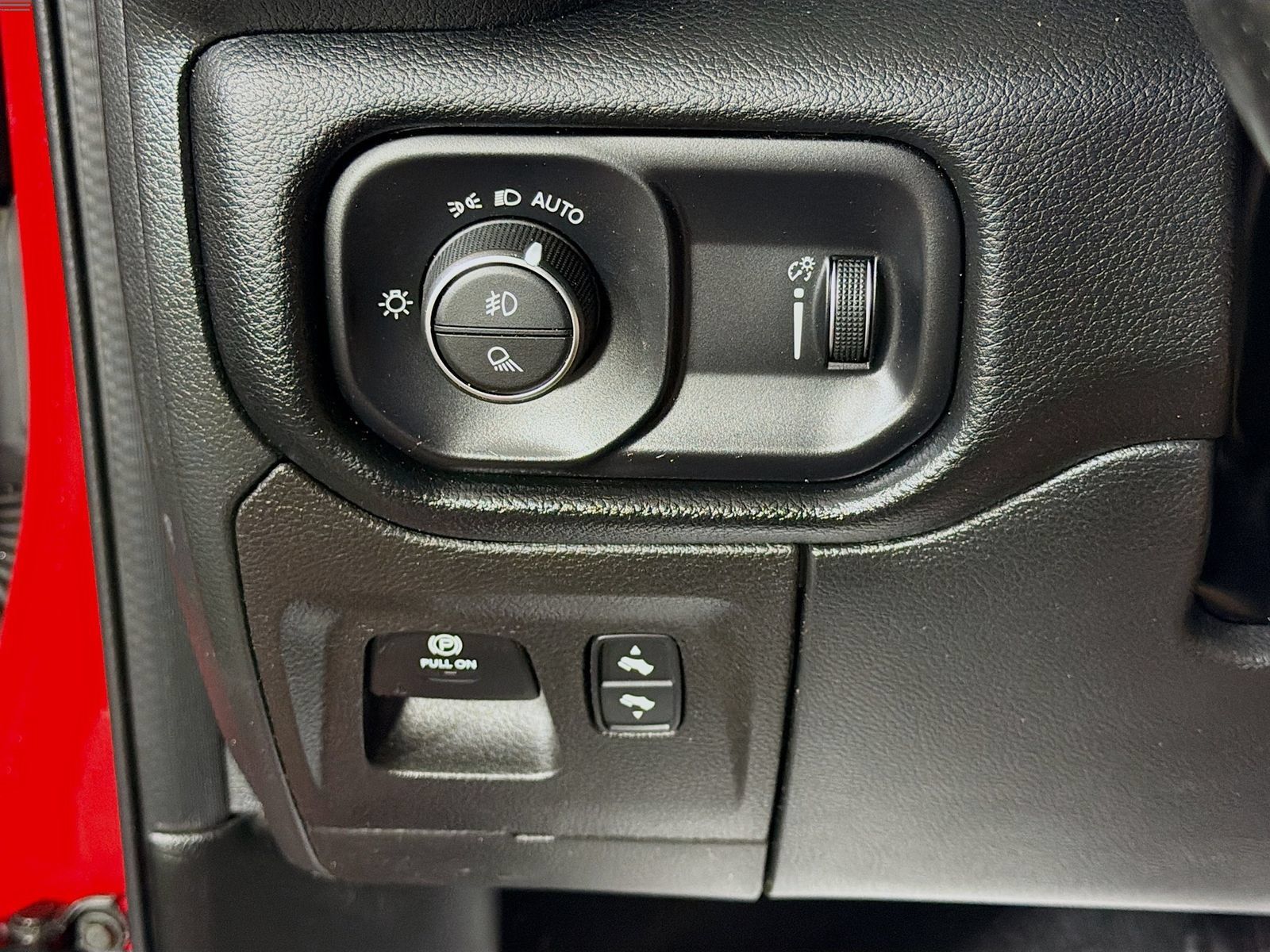Used 2022 RAM 1500 Rebel w/ Level 1 Equipment Group AWD/4WD image 11