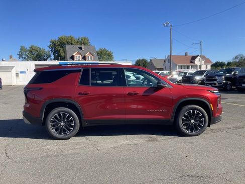 New 2025 Chevrolet Traverse LT w/ Sun and Wheel Package image 8