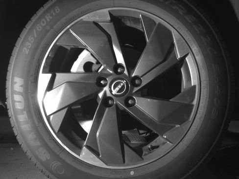 Used 2025 Nissan Rogue SV FWD image 15