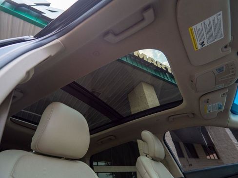 Used 2019 Lincoln Nautilus Reserve FWD image 31