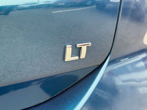 Used 2020 Chevrolet Equinox LT image 11