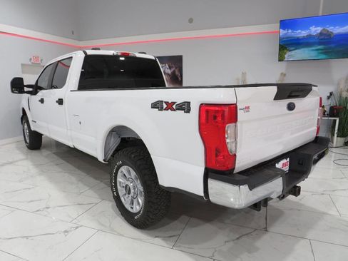 Used 2021 Ford F250 XL w/ STX Appearance Package image 6