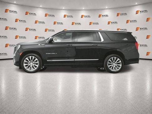 Used 2023 GMC Yukon XL Denali AWD/4WD image 47