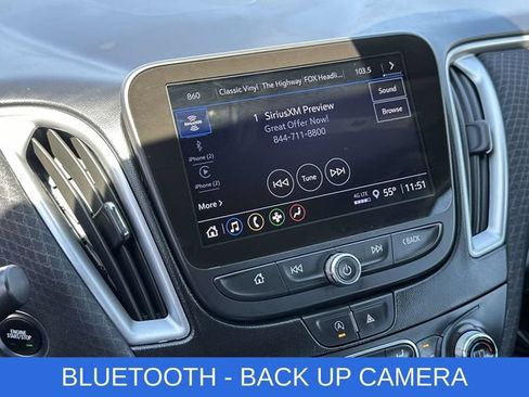 Used 2023 Chevrolet Malibu LT FWD image 3