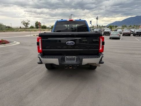 Used 2023 Ford F350 Lariat w/ FX4 Off-Road Package AWD/4WD image 4