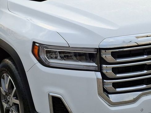 Used 2023 GMC Acadia SLE w/ Driver Convenience Package image 10