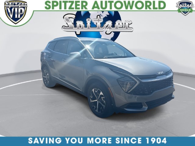 Used 2025 Kia Sportage EX AWD/4WD image 3