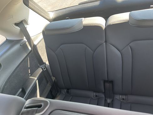Used 2024 Audi Q7 Premium Plus image 28