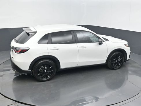 Certified 2023 Honda HR-V Sport image 24
