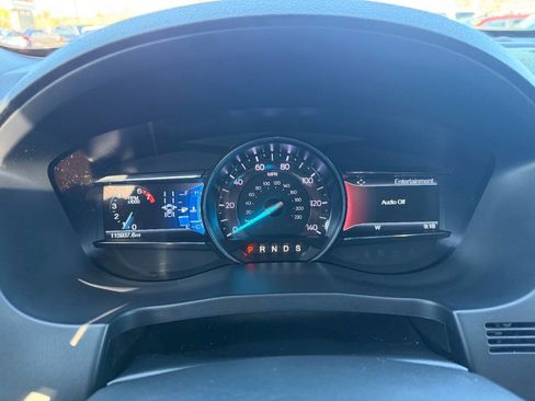 Used 2019 Ford Explorer XLT w/ Equipment Group 202A image 23