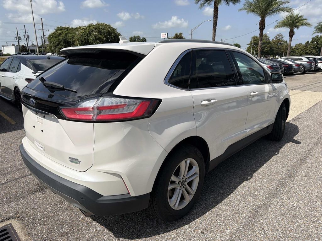 Used 2019 Ford Edge SEL w/ Equipment Group 201A FWD image 7