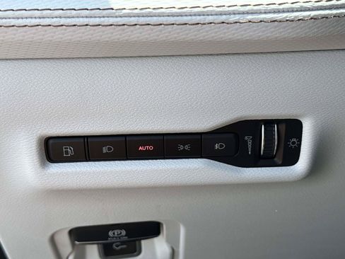 New 2026 Jeep Cherokee Limited AWD/4WD image 9
