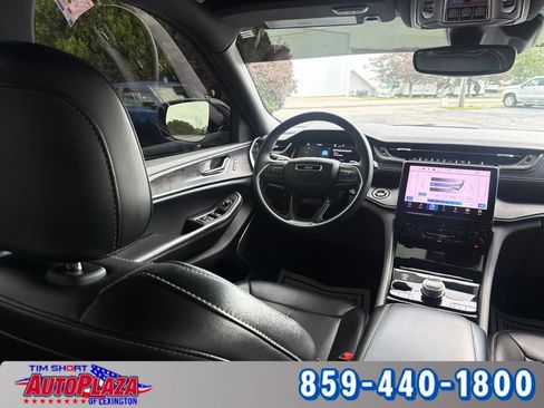 Used 2024 Jeep Grand Cherokee Limited 4xe AWD/4WD image 24