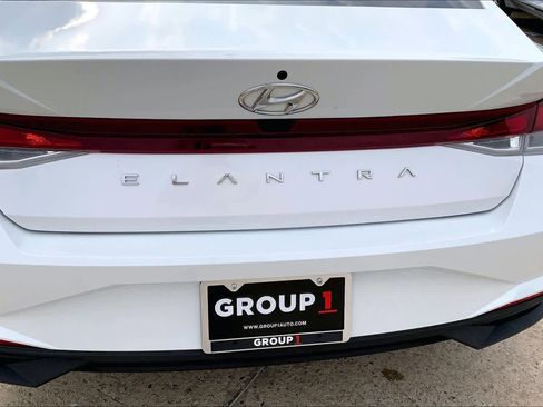 Used 2021 Hyundai Elantra SEL w/ Convenience Package FWD image 29