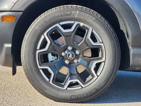 New 2025 Ford Bronco Sport Outer Banks w/ Outer Banks Tech Package+ AWD/4WD image 11