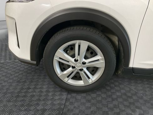 Used 2022 Nissan Kicks S image 14