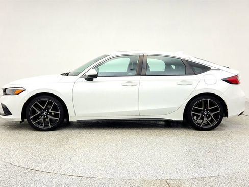 Used 2022 Honda Civic Sport Touring image 8