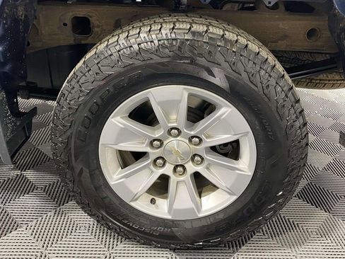 Used 2022 Chevrolet Silverado 1500 LT image 7