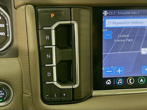 Used 2021 GMC Yukon Denali w/ Denali Ultimate Package image 22