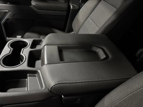 New 2026 GMC Sierra 1500 SLE w/ Preferred Package image 21