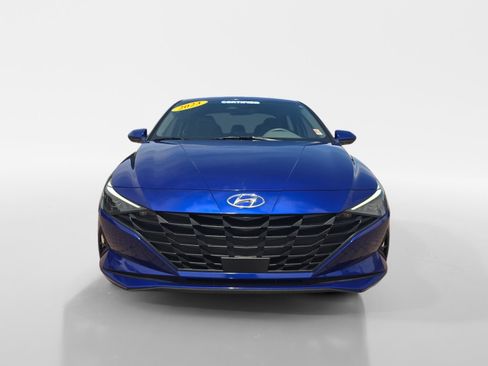 Certified 2023 Hyundai Elantra SEL w/ Convenience Package FWD image 8