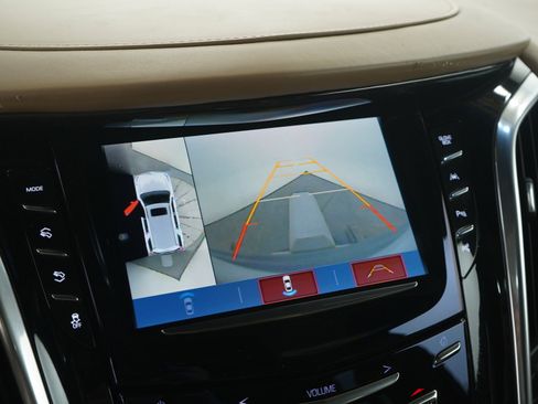 Used 2019 Cadillac Escalade Platinum AWD/4WD image 32