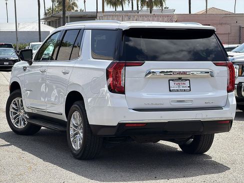 Used 2024 GMC Yukon SLT RWD image 6