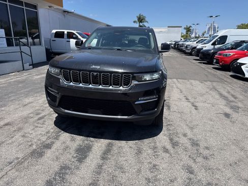 Used 2023 Jeep Grand Cherokee 4WD 4xe w/ Luxury Tech Group II image 3