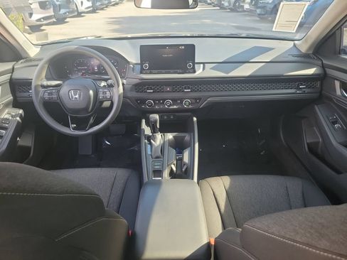 Used 2023 Honda Accord EX image 15