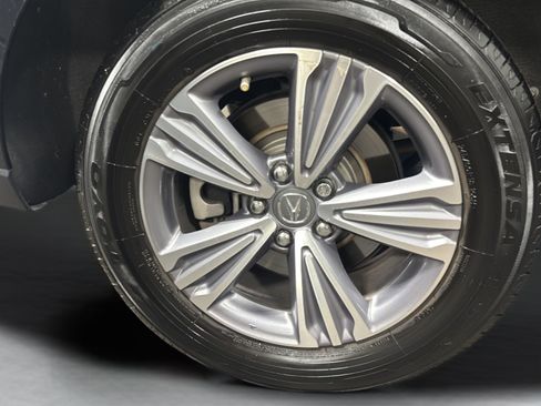 Used 2020 Acura MDX FWD image 30