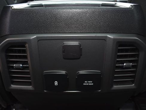 Used 2018 Ford F150 XLT w/ Equipment Group 302A Luxury AWD/4WD image 40