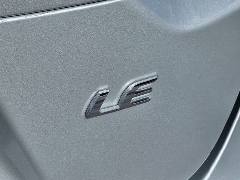 Used 2021 Toyota Corolla LE image 14