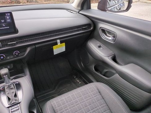 New 2027 Honda HR-V LX image 15