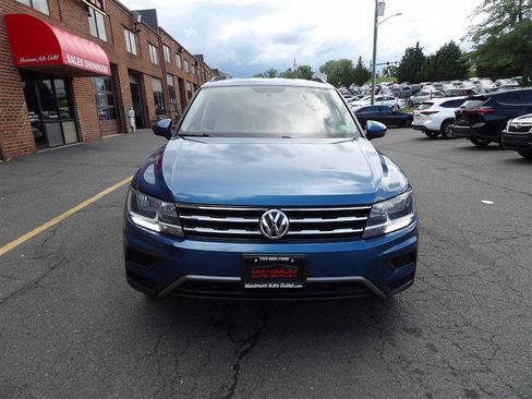 Used 2018 Volkswagen Tiguan S image 3