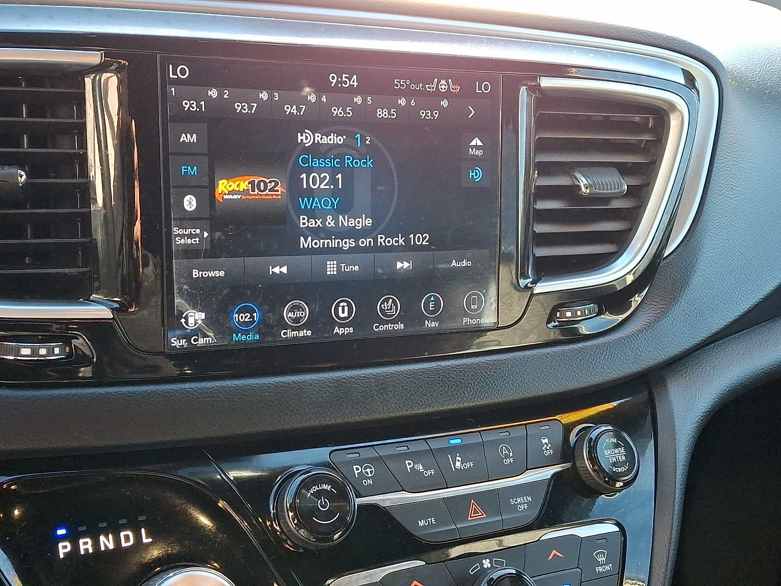Used 2019 Chrysler Pacifica Touring-L FWD image 20