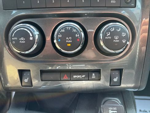 Used 2014 Dodge Challenger SXT Plus RWD image 22