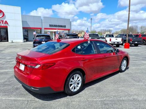 Certified 2025 Toyota Camry LE image 3