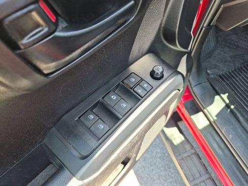 Used 2023 Toyota Tacoma SR AWD/4WD image 18