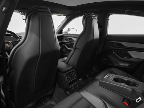 Used 2023 Porsche Taycan image 41