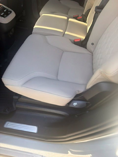 Used 2026 Volvo XC90 B6 Plus w/ Protection Package AWD/4WD image 15