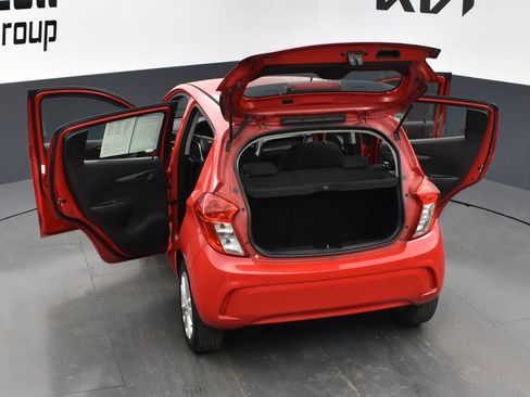 Used 2017 Chevrolet Spark LT image 31