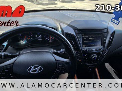 Used 2016 Hyundai Veloster Turbo image 36