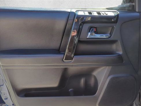 Used 2014 Toyota 4Runner Trail image 7