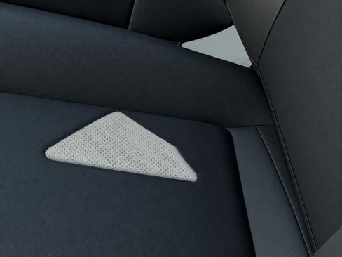 Certified 2023 Volkswagen ID.4 Pro S AWD/4WD image 27