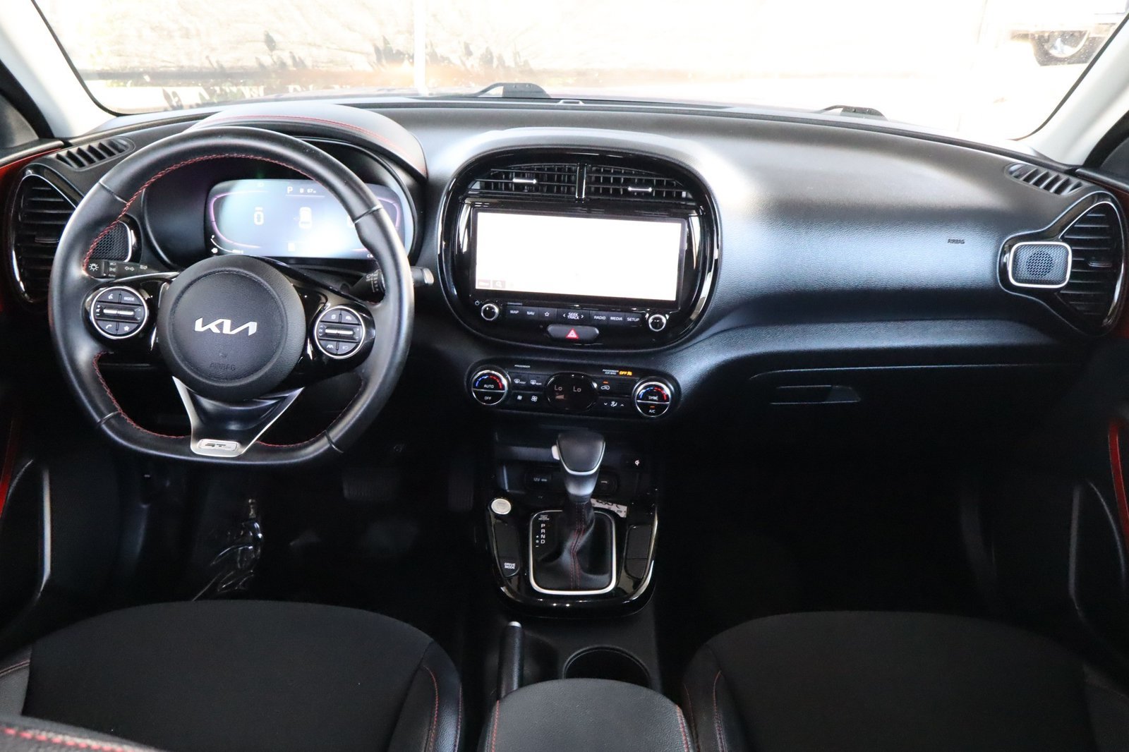 Used 2023 Kia Soul GT-Line FWD image 27