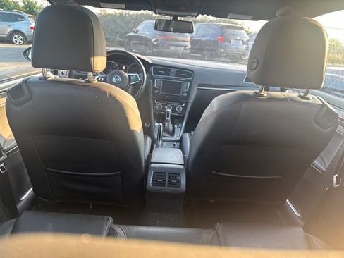 Used 2016 Volkswagen GTI SE FWD image 22
