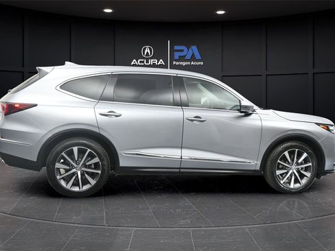 Certified 2026 Acura MDX FWD w/ Technology Package image 32
