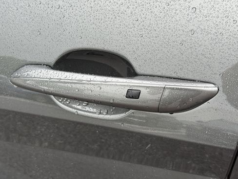 New 2025 Hyundai Elantra Sport image 32